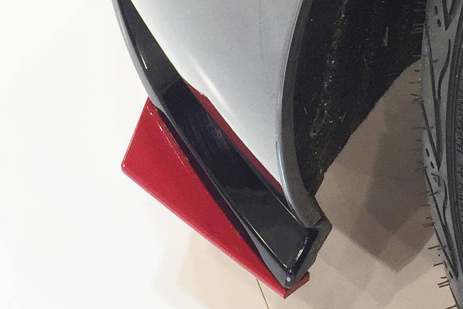 Angolare destro Rieger Golf 7 Clubsport per diffusore originale