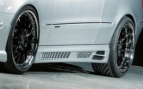 sottoporta dx.Rieger MERC.CLK Coupe/Cabrio incl.rete con prese aria