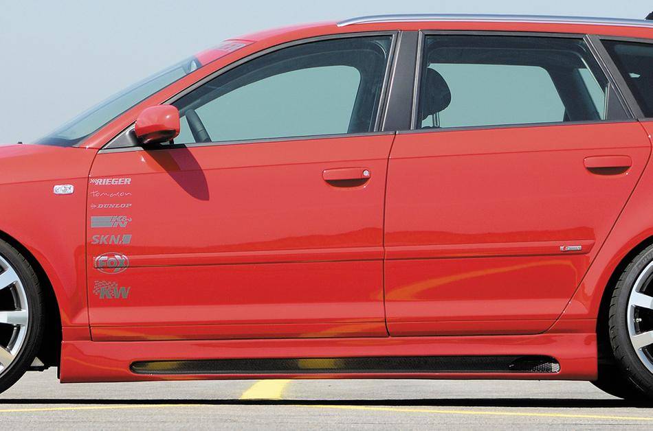 Sottoporta DX Rieger A3 8P Sportback con presa aria carbonlook