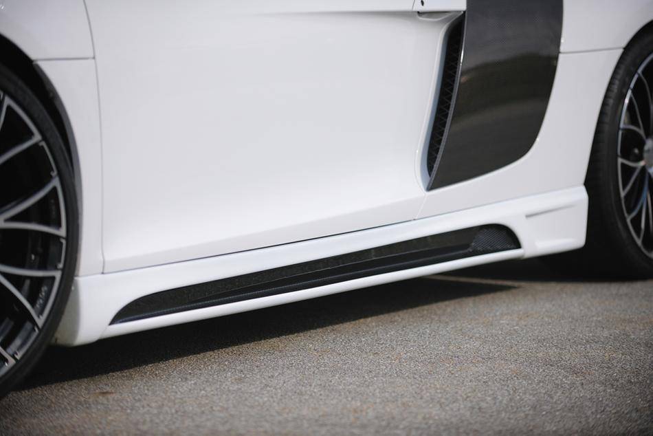 Sottoporta DX Rieger Audi R8 con presa aria carbonio vero
