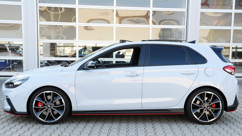 Cantonale ant sx Rieger I30N/I30N Perform. per paraurti originale N