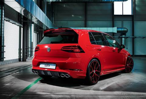 Sottoparaurti post Golf 7,5 R Oettinger per 4 terminali sport