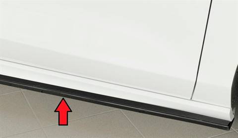 Lama sottoporta DX Rieger Focus 4 dall'18 nero lucido per ST-look