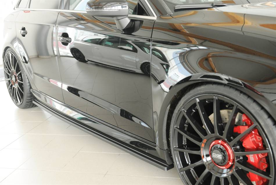 Lama sottoporta DX Rieger RS3 8V Sportback incl.Facelift nero lucido