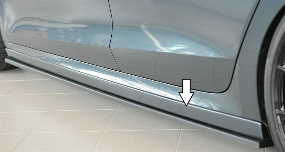 Sottoporta Sx Octavia NX dal'20 incluso RS nero lucido