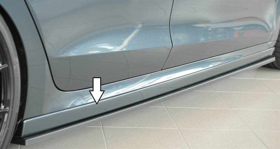 Sottoporta Dx Octavia NX dal'20 incluso RS nero lucido