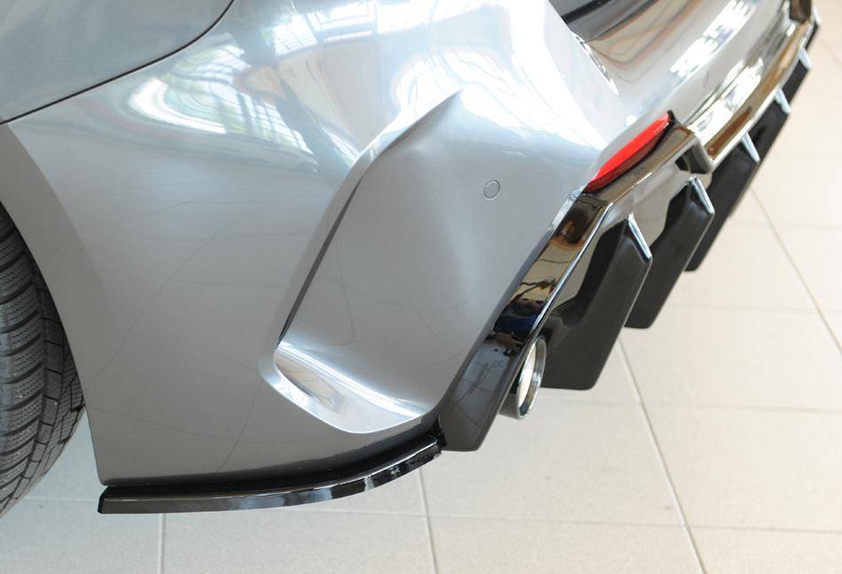 Aletta sinistra post serie 1 F40/F1H per sottoparaurti orig M-Sport