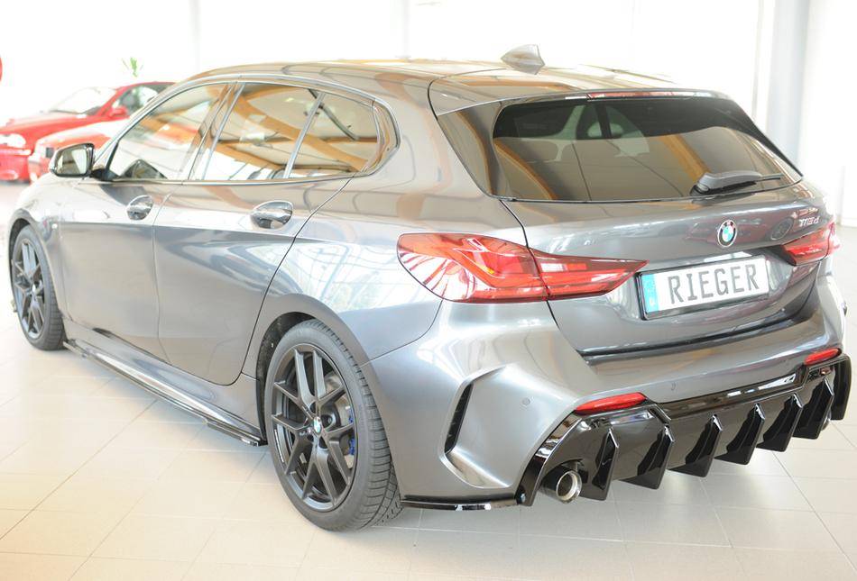 Aletta sinistra post serie 1 F40/F1H per sottoparaurti orig M-Sport