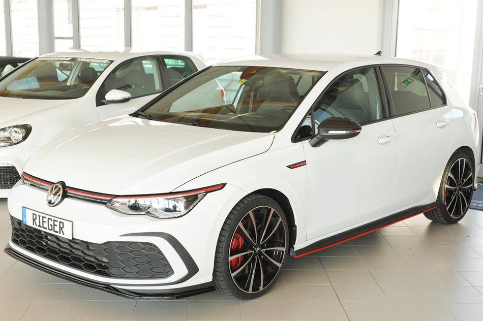 Lama ant Rieger Golf 8 GTI/GTD/GTE 5 porte nero lucido dal 08/20