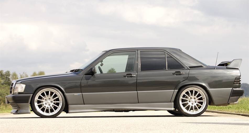 SOTTOPORTA DX MERC W 201