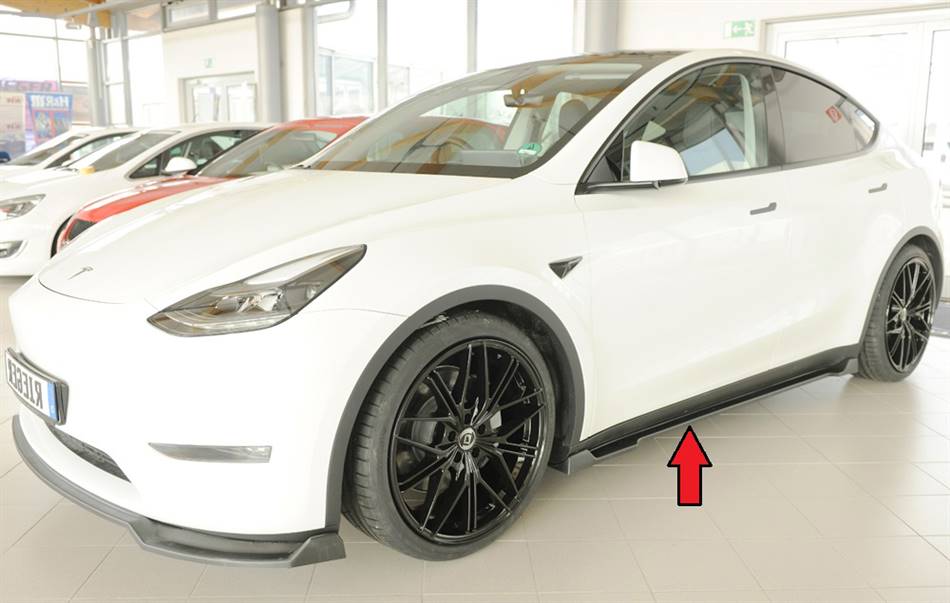 Lama sottoporta sx Rieger Model Y 003 dal 2020 nero opaco finish
