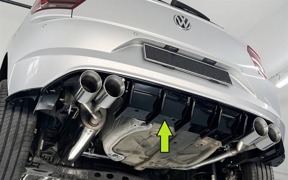 Diffusore Rieger Polo AW GTI fino'21 per term.4x90 SX/DX nero lucid