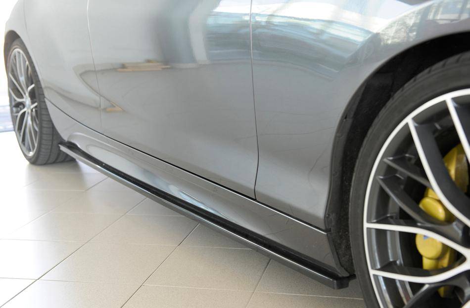 Rieger appendice destro per sottoporta orig. F20 M-Style nero lucido