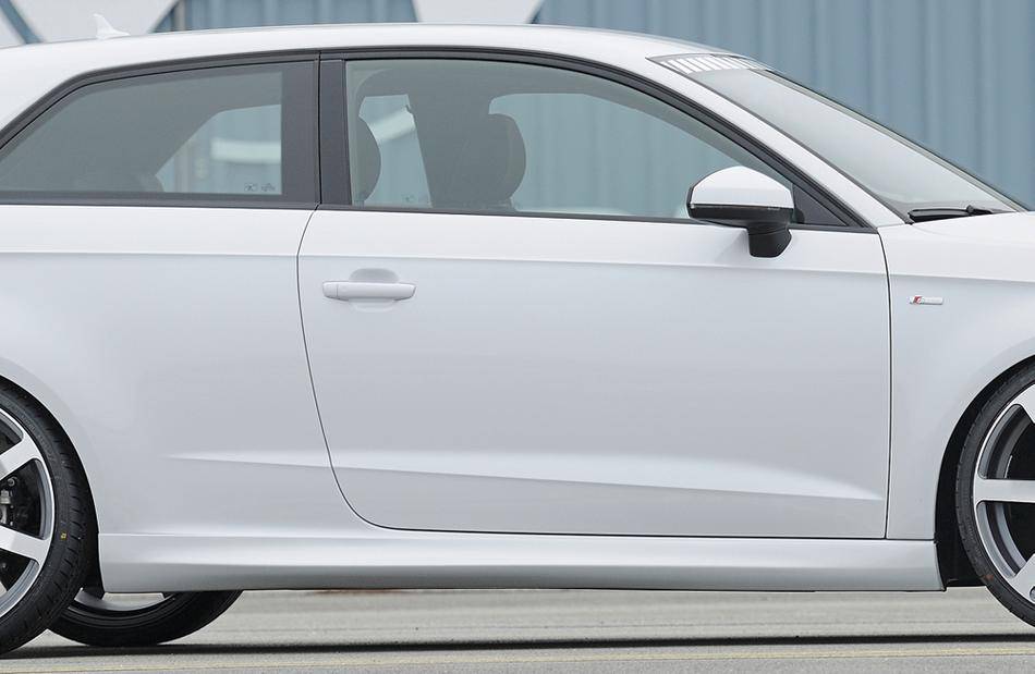 Sottoporta Rieger destro Audi A3 8V anche S-Line Sportback+berlina