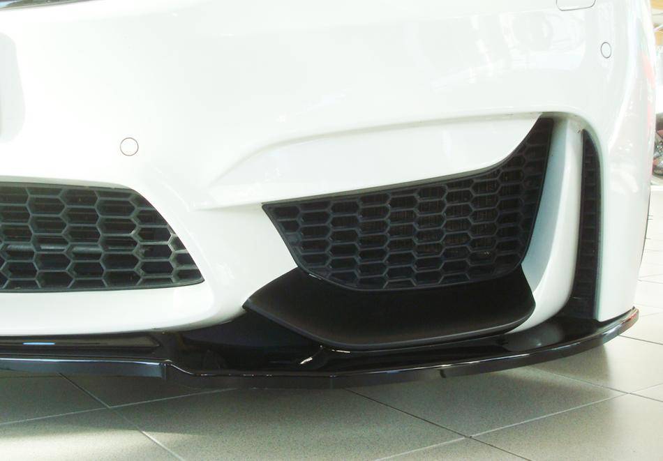 Lama ant Rieger BMW M4/M3 F80/82/83 nero luc.per orig senza perform.