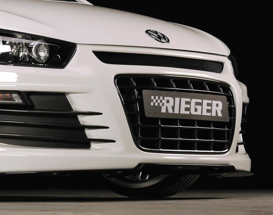 Mascherina Scirocco 3 nero lucido per paraurti Rieger