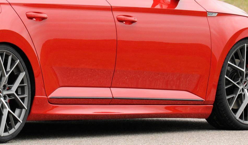 Sottoporta dx Rieger Skoda Superb 3T/3V tutti i modelli