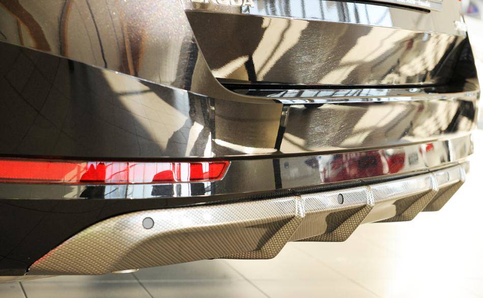 Diffusore Rieger Superb 3T/3V dal'15 carbonl.senza terminali+ gancio