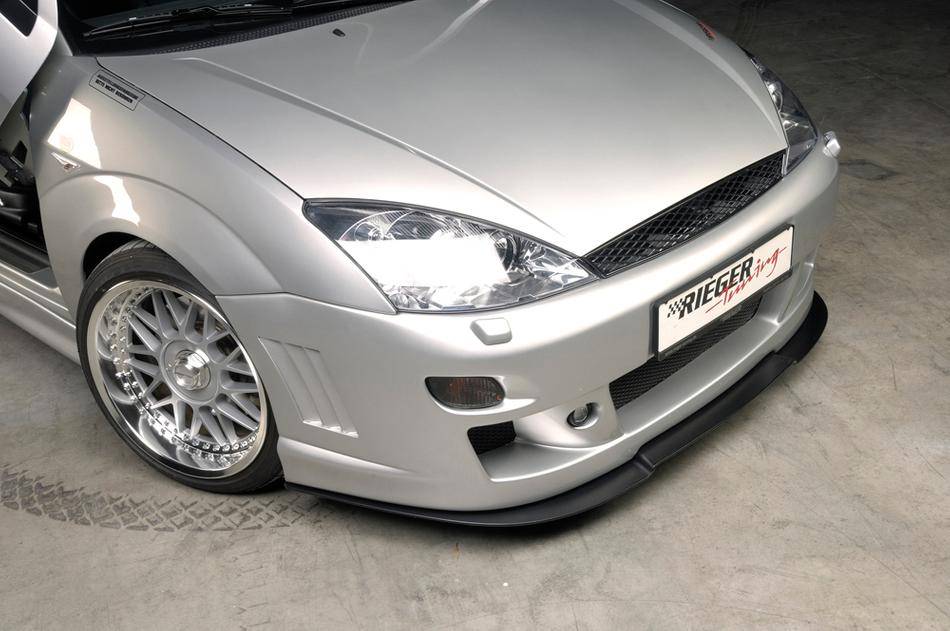 paraurti ant.R-RX Rieger per FORD FOCUS fino 10.2001 c/fori lavafari