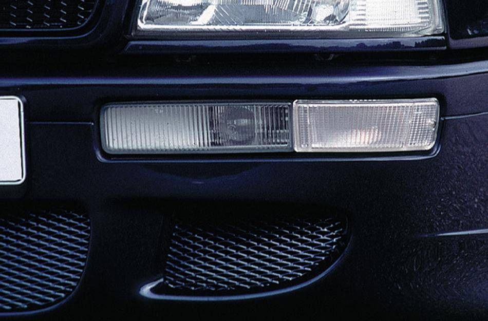 INDICATORI DI DIREZIONE BIANCHI AUDI PER PARAURTI 00039023